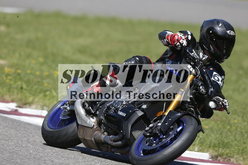 Archiv-2025/48 25.08.2025 Cornu Master School ADR/rot-rouge/65